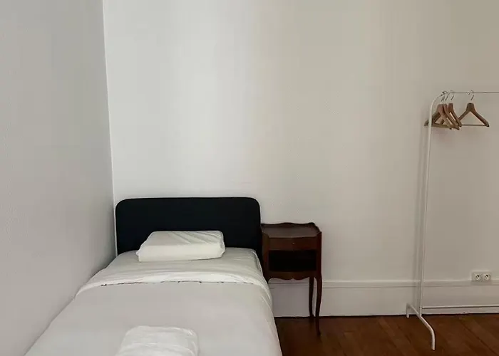 Cosy Haussmanian شقة