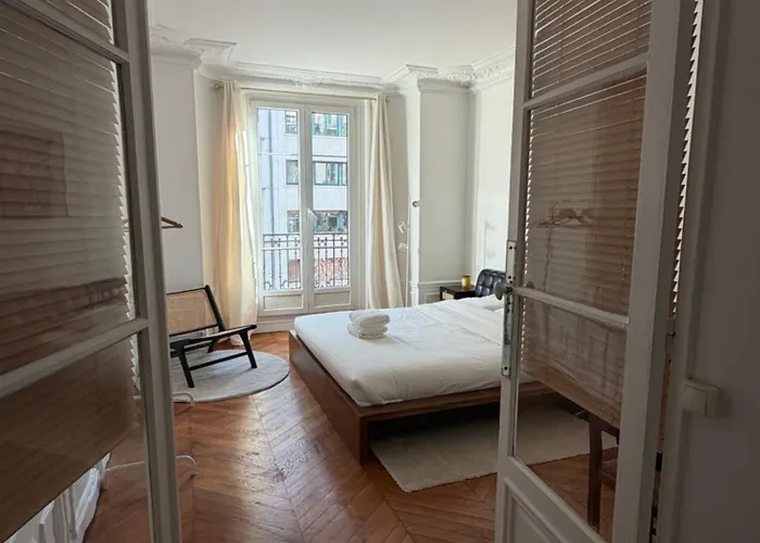 شقة Cosy Haussmanian *